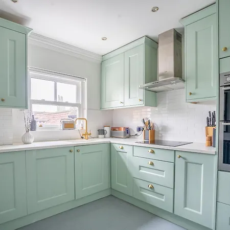 Appartement 7 Arndale Court *