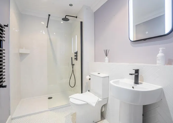 7 Arndale Court York